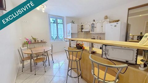 Découvrez ce duplex spacieux de 125 m², situé proche de l’église du Mas. Une opportunité rare pour bénéficier d’une grande surface à un prix attractif ! Actuellement, l'accès aux combles est indépendant par les communs, mais il est possible d’ajouter...