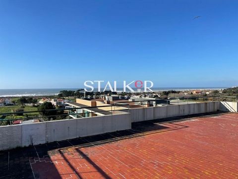 3 bedroom apartment with sea view in Arcozelo, Vila Nova de Gaia ✨ This is the home of your dreams! A 3-bedroom apartment, with 100m² of private area, located on the 3rd and top floor of a building with elevator, offers you comfort, convenience and a...