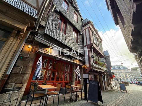 Située au cœur de Morlaix (29600), cette charmante crêperie bénéficie d'un emplacement idéal dans le centre-ville animé d'une commune touristique. Nichée au sein d'une rue piétonne, ce local commercial offre une visibilité optimale pour attirer une c...