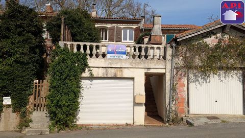 CASA DI 3 LOCALI CON GARAGE E GIARDINO. IN ESCLUSIVA, nel cuore dell'incantevole cittadina di Montesquieu-Lauragais, che offre un piacevole contesto abitativo ed è situata a metà strada tra i negozi e l'accesso autostradale di Montgiscard e Villefran...