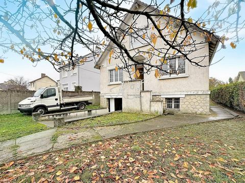 MAISON FAMILIALE PROCHE DE TOUTES COMMODITÉS