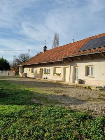 maison avec dependances et piscine