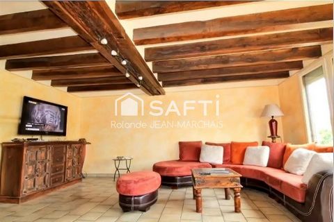 Maison 270 m2 , 6 Pieces, Terrain 1150 m2, Nevoy