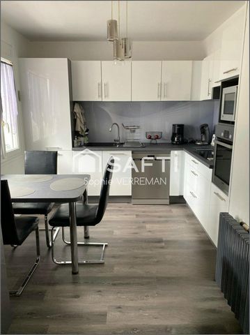 Lumineuse, 5 chambres, sous sol complet 3 voitures