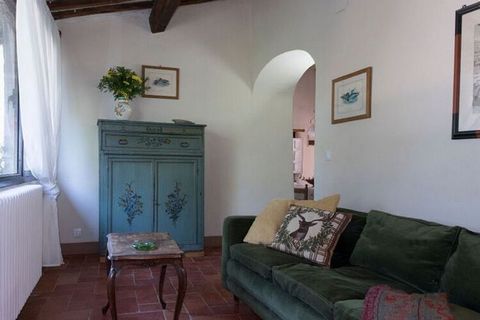 Lying next to the castle in one of the oldest annexes of the Castello di Montozzi estate is this tranquil house that is ideal for families. The erstwhile owner, Marquis Baldelli, had the castle fully restored and returned to its original glory after ...