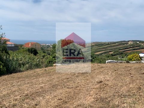 1565sqm Land for construction in the center of Ribamar. In a quiet residential area, with good access by paved road. Overlooking the sea. Close to shops and services. Land inserted in central and residential spaces to be consolidated. *The informatio...