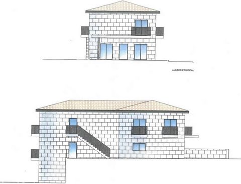 Semi-detached house v3 in Travassós House V3 Semi-detached with: Suite built-in wardrobes, pre-installation of air conditioning, garage for 3 cars, 250 m2 of garden. Parish of Travassós The parish of Travassós, in the municipality of Fafe, is about 9...