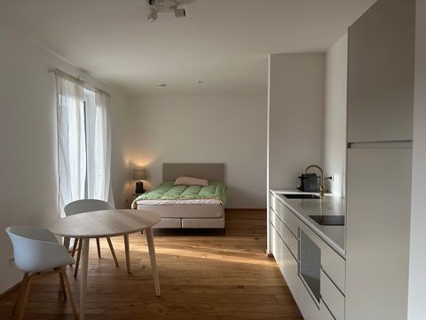This newly built apartment complex stands directly at the front of Rhine river. You would become the first inhabitant of this cute studio with its heated oak floor and its large luxurious bathroom with walk- in shower. The apartment is equipped with ...