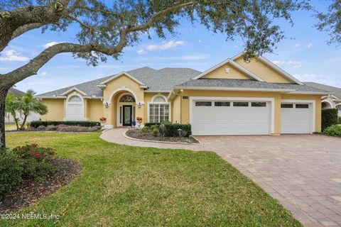 Custom-built saltwater pool home in the private gated community of James Island! With over 3300 sqft of living space, this tasteful floor plan provides both versatility & convenience with the upstairs bonus room (5th bed & private bath), updated kitc...