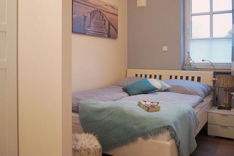 We offer you a family-friendly holiday apartment with a large living room with dining area for 4, sofa, flat-screen satellite TV, free WiFi, radio as well as books and travel guides. You can expect your own terrace (approx. 9.5 m²) with a south-west ...