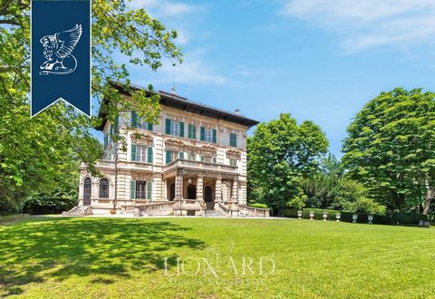 This monumental period villa surrounded by a 9000-sqm park is for sale in Liguria, near Genoa. It is made up of 3 buildings, has 5 levels, for a total of over 3,000 sqm, in an excellent state of conservation. Based on neoclassical shapes and finely f...