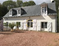 IMMO360 offers for sale this magnificent property located between Beauce and Perche. Less than 200 km from Paris, this estate of 7818 m2 houses a beautiful renovated house of 230 m2 offering on the ground floor a large reception room with fireplace, ...