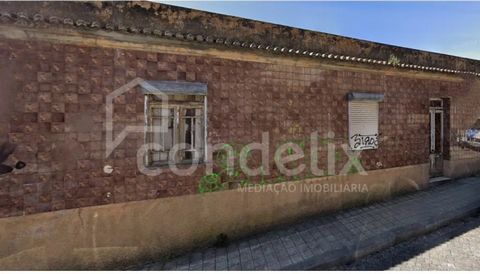 Ruined building with PIP approved for reconstruction and expansion of housing, with a total construction area of 515 m2. The approved PIP allows you to change the elevations of the existing building, all the interior compartmentalization and resistan...