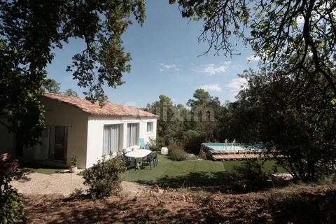 Ref 3989LC: LORGUES In a quiet area, come and discover this charming new villa from 2022 with integrated garage. It is composed on 2 levels of a bright main room with open kitchen, overlooking the garden, with living room, dining room, entrance and d...