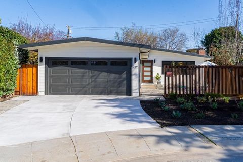 Not Eichler, having crawl space. Impeccably designed and fully renovated, this 4beds/2 full baths home offers 1,440 sqft of living space on an expansive 6,516 sqft lot in a quiet and convenient location in Mountain View. Every detail, visible or not,...