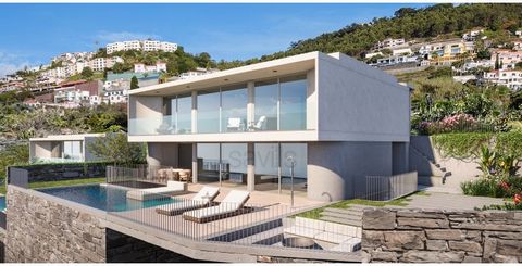 Vista Paraíso - where superb views perpetuate memories and senses Villa with 3 bedrroms and 384sq.m. It is on the island of Madeira, in Funchal, that you will find Vista Paraíso, a renowned development that offers a sublime experience of luxury and u...