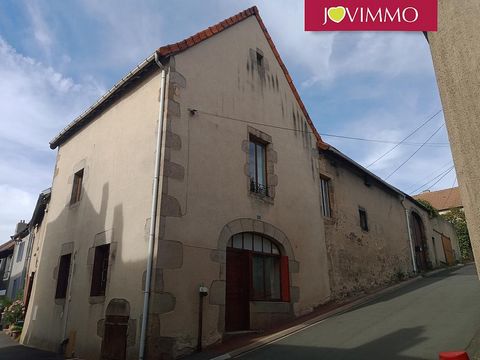 Located in Montaigut-en-Combraille. MEDIEVAL VILLAGE HOUSE, COMPLETELY RENOVATED WITH OUTBUILDING JOVIMMO votre agent commercial Hetty VAN RIEL ... This beautiful house has been renovated with taste while keeping its authenticity. It is located in th...
