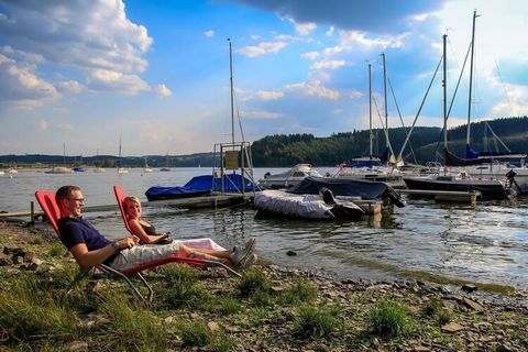 Dream apartment, right on Germany's largest reservoir, with its own beach and jetty. Pure peace and relaxation on the “Thuringian Sea”!
