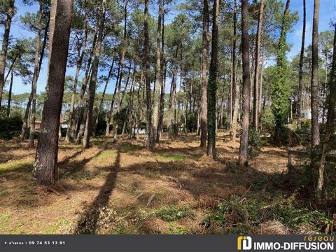 Mandate N°FRP159216: - Site: 1515 m2, Sight: Forest. - Additional equipment: - heating: none - More information is available upon request...
