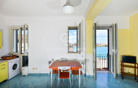 PUGLIA - SALENTO - OTRANTO On the seafront of the beautiful Otranto, in an exclusive and central position, we offer for sale an apartment with a panoramic sea view, located on the second floor of a small condominium of only six residential units. The...