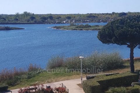 P2 openwork cabin Loggia to the south, balcony to the west 4th with elevator View of the lake, quiet Separate toilet, reversible air conditioning Private PK Secure residence 189 000 € Fees paid by the owner, well condominium, annual current expenses ...