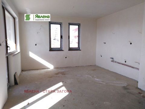 Yavlena sells Sunny and bright apartment in a quiet and comfortable place to live in, close to bus stops, shops, schools and other amenities for a comfortable living. One-bedroom apartment in the building New Construction in front of Act 16. It consi...