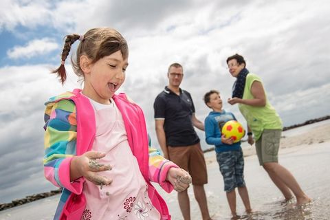 Maisons mitoyennes modernes et neuves dans la station balnéaire de Damp, au bord de la mer Baltique, à seulement 150 mètres de la plage ! Non seulement les larges plages de sable fin et le port de plaisance avec ses cafés et restaurants sont très att...