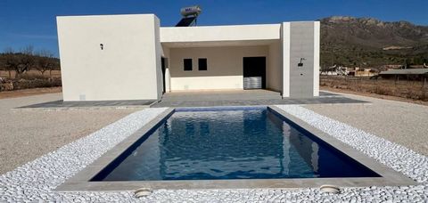 NEW BUILD VILLA IN HONDON DE LAS NIEVES New Build villa on a large plot in the municipality Hondón de las Nieves. Modern one level villa built on a huge plot of 10,000 m2, has 3 bedrooms, 2 bathrooms, guest toilet, open-plan fitted kitchen with spaci...