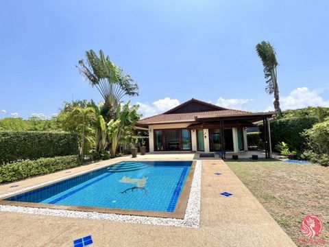 Experience a private holiday atmosphere in the whole house. The land size is 584 square meters, which consists of 2 bedrooms, 2 bathrooms, a living area, a dining area, and a kitchen, complete with amenities such as air conditioning, TV, refrigerator...