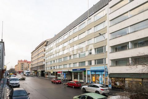 In the center in a prime location now immediately free renovated 2-room apartment. Bathroom and kitchen in good condition, and in the housing company in 2016 in connection with the renovation of pipes renewed wet rooms and electricity. All city centr...