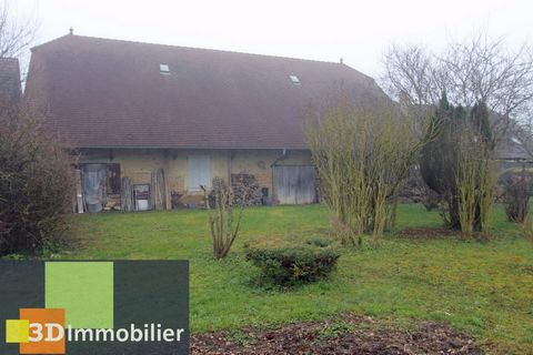 10 minutes walk from Bletterans (39140), sell a house of approx. 54 m² living space with a farmhouse of approx. 214 m², all on 1316 m² of partially enclosed land. The house comprises, on one level, a kitchen (11.81 m²), a living room (15.69 m²) and 2...