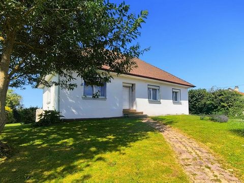 Charmante maison individuelle avec sous-sol aménagé. Située sur un terrain spacieux de 1490 m², cette maison lumineuse offre un cadre de vie agréable. Les 3 chambres offrent suffisamment d'espace pour accueillir une famille. La cuisine aménagée et le...