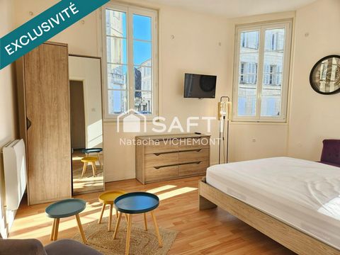 Situé à 200 m de la célèbre et prisée Place Colbert, ne ratez pas l'opportunité d'acquérir un beau studio de 26m² vendu meublé très lumineux et situé en rez de chaussé! Idéal pour un premier achat ou un investissement locatif! L'entrée dessert d'une ...