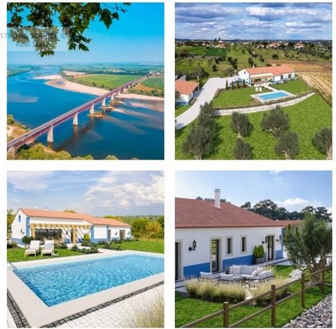 Fantastique Ferme Ribatejana (en projet), située en pleine campagne, sur un terrain de 22 560 m² avec oliviers centenaires, terrasses, jardins et piscine, située dans une zone rurale très calme et paisible de Santarém ! Situé au sommet d'un petit pla...