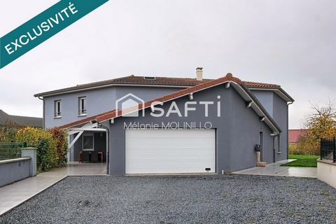 Belle Maison Traditionnelle de 260 m² édifiée sur un terrain de 1044 m²