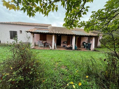 villa de plain pied sur joli terrain