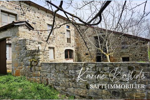 belle maison en pierres