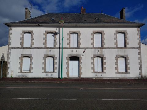 Immeuble composé de 4 lots sur 2 niveaux, parking