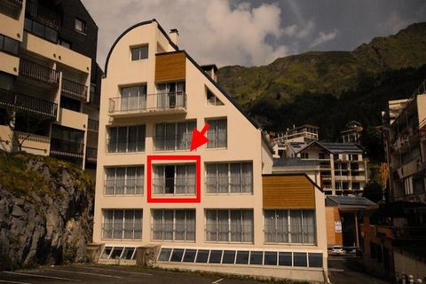 Au cœur des Pyrénées françaises, la Résidence Le Chalet offre un parfait équilibre entre confort et aventure pour votre escapade alpine. Située au 12 Route du Col d'Aubisque, cette charmante résidence se trouve à seulement 150 mètres des pistes et de...