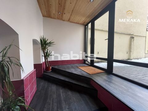 One bedroom Spacious, detached room Kitchen Additional warehouse Two bathrooms, two showers Spacious premises for sale in the embassy district, in a Quiet Center, in a beautiful yard. The premises can be arranged to your heart's content, will serve a...