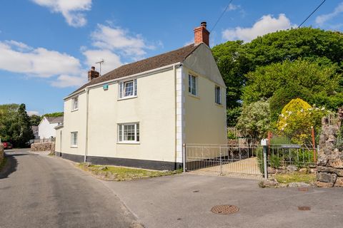 Yew Tree Cottage is a much-loved, exquisite family cottage nestled in the heart of Reynoldston, Gower. This calm and tranquil location is a stone’s throw away from the Gower countryside, footpaths and a few minutes’ drive from the famous beaches Rhos...