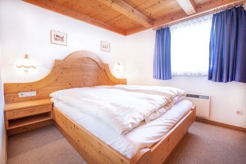 Rustic holiday home, quietly located on the outskirts in the immediate vicinity of the forest, just a five-minute walk from the cable car (1,600 m above sea level). Here, far away from everyday stress, you can relax in the great outdoors and enjoy th...