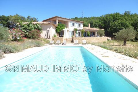 Villa overlooking the village of La Garde Freinet, about 3279m ² of land with pool consisting of an entrance hall, a kitchen, a living / dining room opening onto a covered terrace, three rooms with a bathroom and a shower room, large garage and utili...