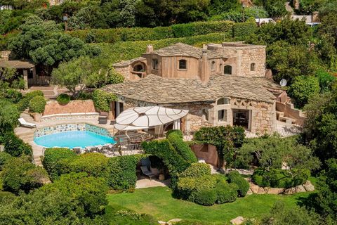 In the heart of the Costa Smeralda, stands the charming Kalispera with a stunning sea view. Characterized by a fine design by the architect Savin J. Couelle, one of the most prestigious architects in the world. The villa is undoubtedly an important p...