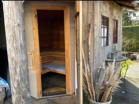 Frei stehendes Haus in absoluter Ruhiglage am Waldrand. On Top ausgestattet mit Sauna, Aussenküche und Peletonbike.