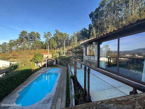Property consisting of 1 2 bedroom villa + studio in annex. This property consists of a stone villa with two bedrooms and a studio (T1) made with ecological materials. It offers a swimming pool with stunning panoramic views. It benefits from a good l...