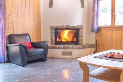 Exceptional, luxury ski chalet with open fireplace, sauna, large outdoor bubble bath, panoramic winter garden and free Wifi. The stylish chalet combines alpine-modern interior with high-quality furnishings, creating an exclusive and comfortable atmos...
