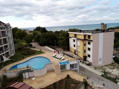 KC Properties is pleased to offer you this spacious 3 bedroom apartment situated in Kavarna town, a short distance to the beach. The apartment is fully furnished with total living area of 131 sq.m. Nice sandy beach is about 250 m away. The apartment ...