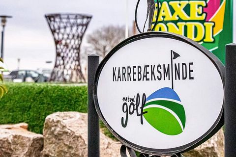 Karrebæksminde Holiday Center - a stone's throw from the water A stone's throw from the water is this holiday center on Enø. A true butter hole of experiences for body and soul. Watch movies on YouTube. About Karrebæksminde Feriecenter The holiday ho...