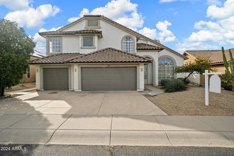 Nestled in the sought-after Tatum Ranch community, this charming 5 bedroom, 3 bathroom home epitomizes the perfect blend of functionality and flexibility. With its popular floor plan and distinctive features, it stands out as a gem in the neighborhoo...